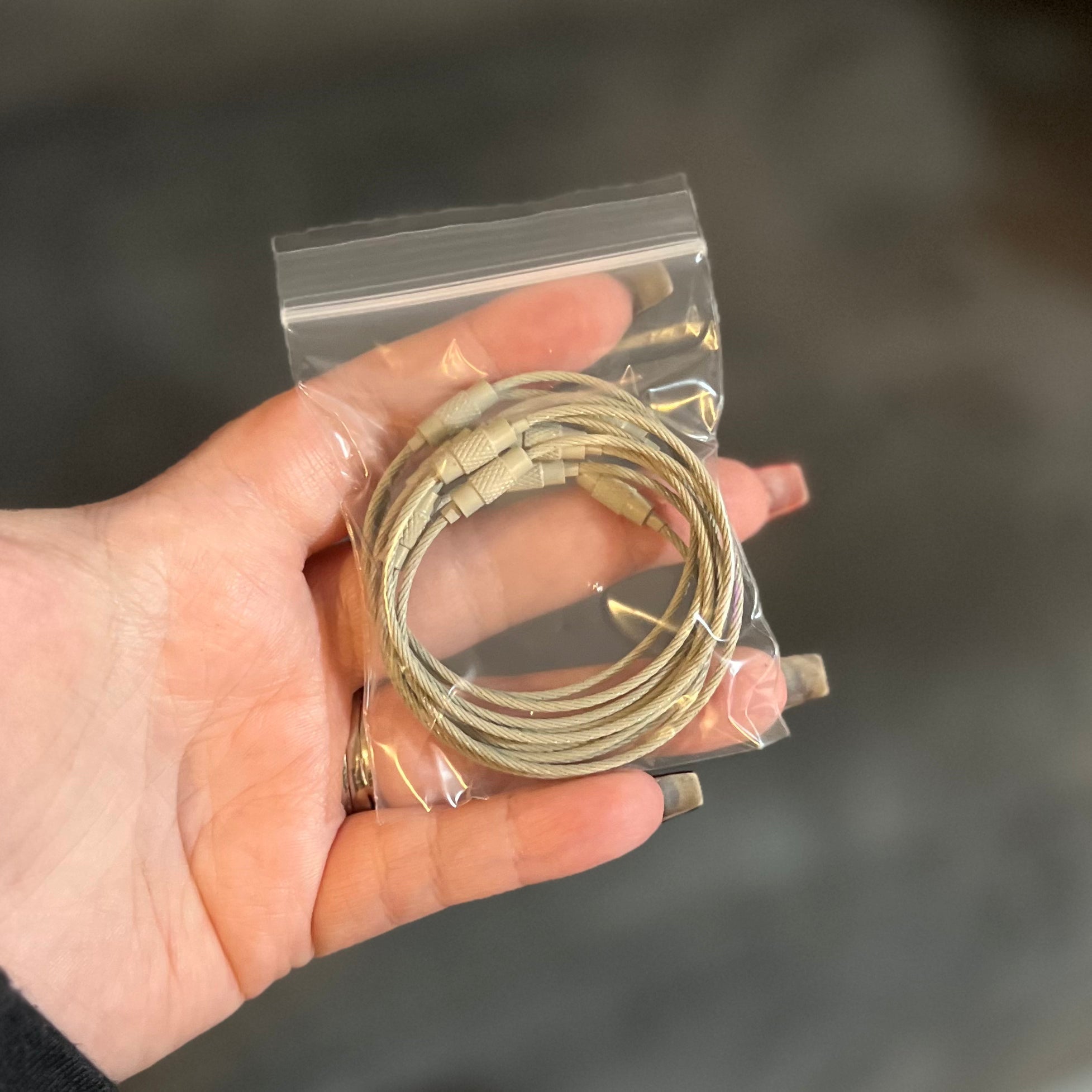 Wire Keychain Cable Thingie - Keychain Clips